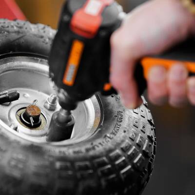 WORX WX265 20Volt 2.0Ah Li-ion Çift Akülü 200Nm Kömürsüz Profesyonel Şarjlı Darbeli Tornavida - 10